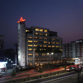 Гостиница Hotel Express Towers  Anandpur